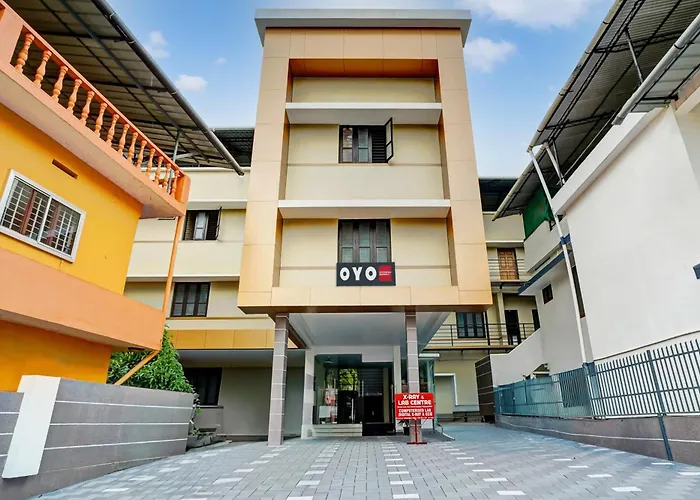 Hotel O Souparnika Residency
