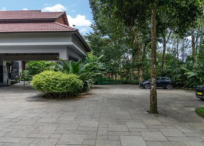 Sterling Lontano Waterfront Wayanad