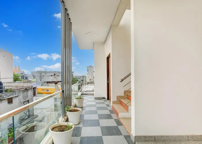 Hotel O A Grand Regency