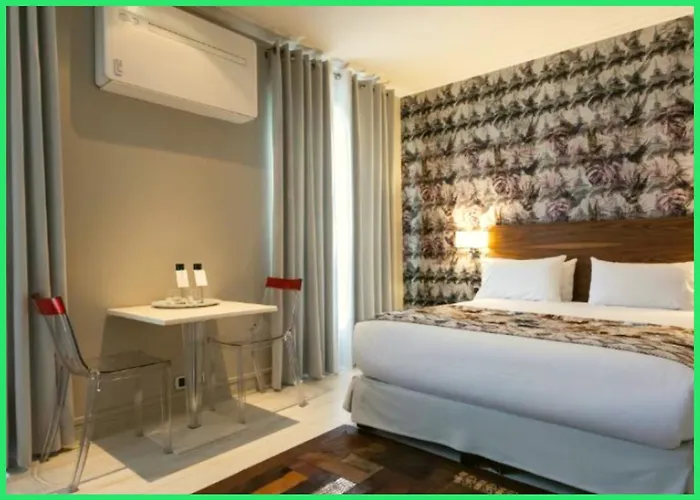 Hotel Gupta Residency ! Ujjain - Fully-Air-Conditioned Hotel At Prime Location With Wifi , Near Mahakal Temple And Railway Station, Newly Constructed And Luxurious Rooms