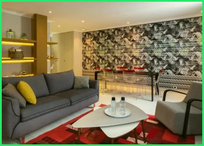 Hotel Mangal ! Ujjain Fully-Air-Conditioned Hotel At Prime Location With Wifi & Parking Availability, Newly Constructed And Luxurious Rooms