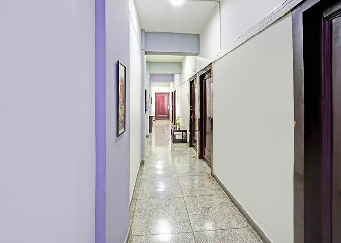 Hotel O Raj Mahal