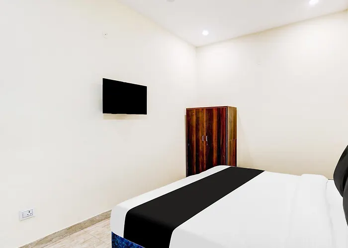 Hotel O YUVI