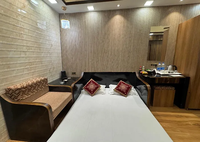 Ostro Inn Studio Apartment