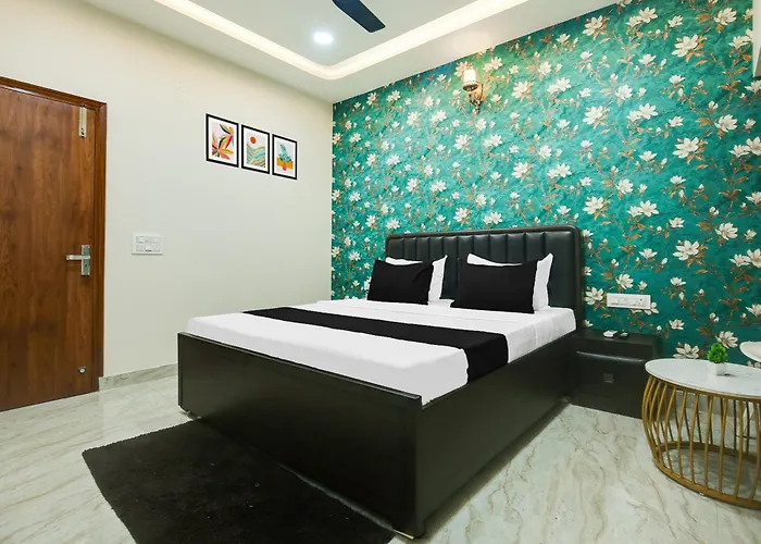 Hotel O Royal A