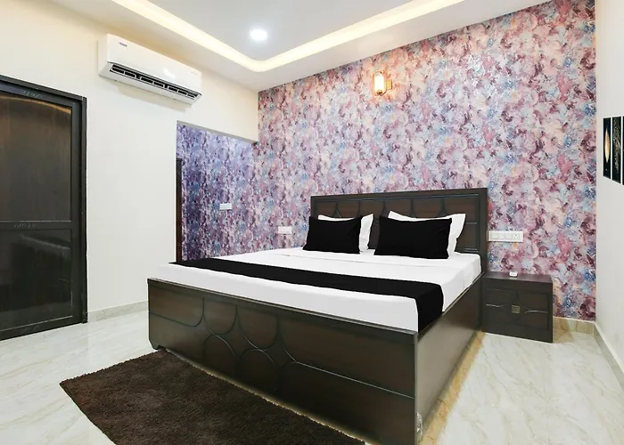 Hotel O Royal A