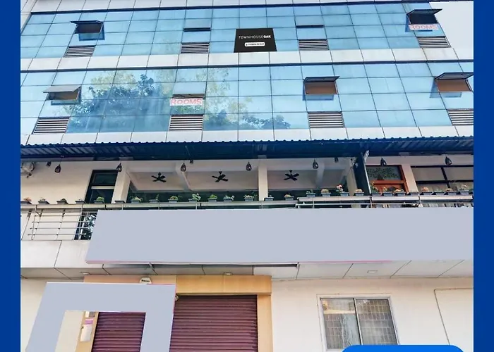 Super Townhouse Oak City Center Kushal Nagar