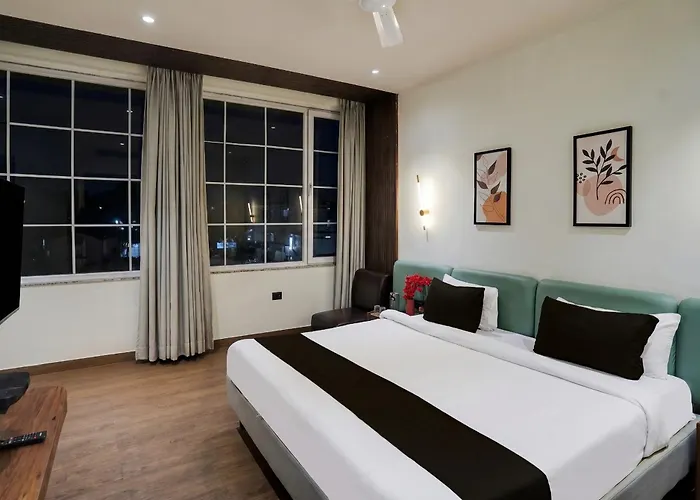 Townhouse Arvind Marg Pachamarhi