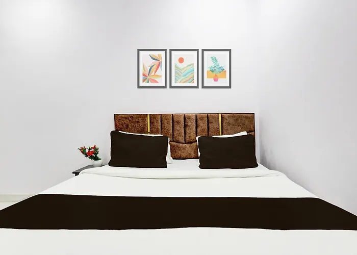 Hotel The Arrow Near Paschim Vihar Delhi 
