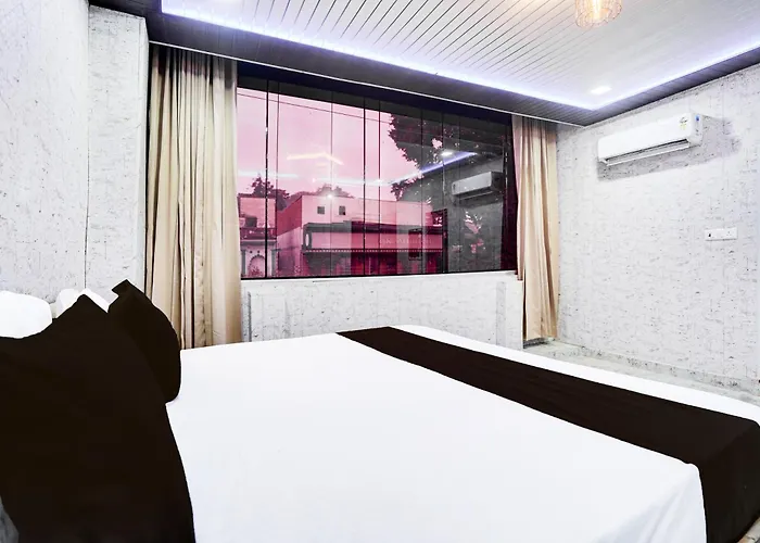 Hotel O Life Inn