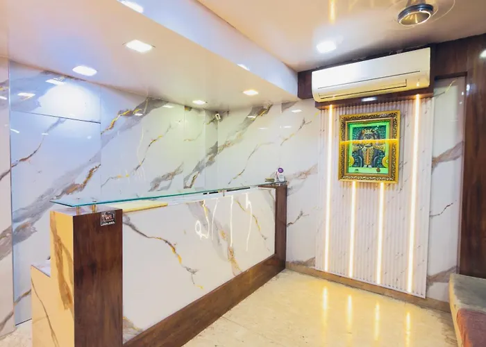 Bansuri Hotel - Opposite Shreenathji Temple Just80Mtr Walk L 1Min Away 966O9O1Oo6
