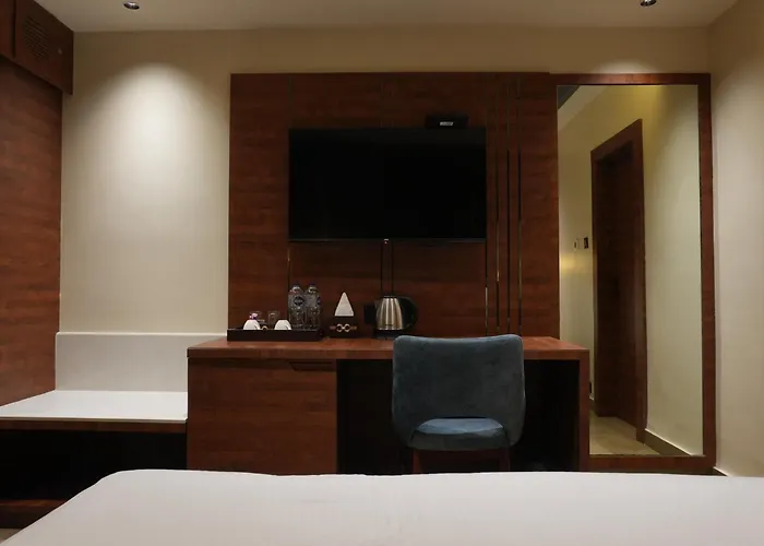 Hotel Nh Hills