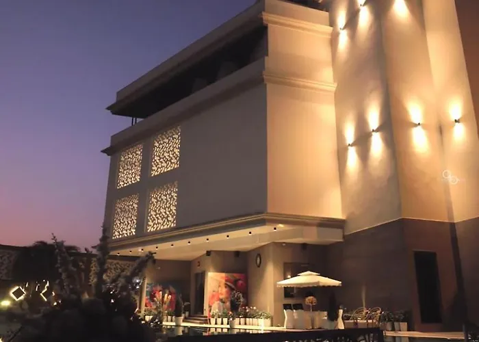 Hotel Millennium