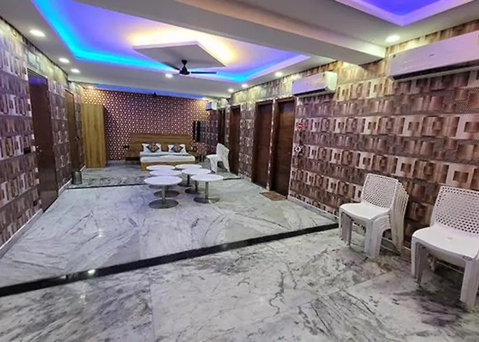 Fabhotel The Param Continental
