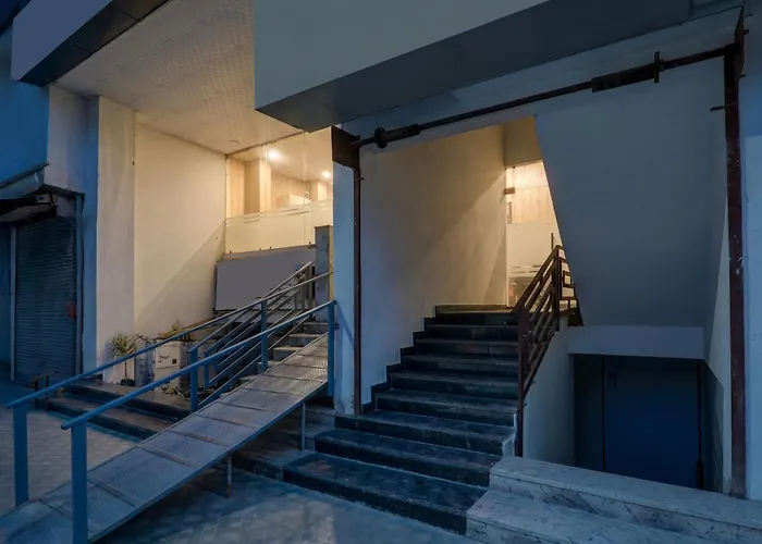 Super Collection O Kakadeo Kanpur Formerly Hotel Avon