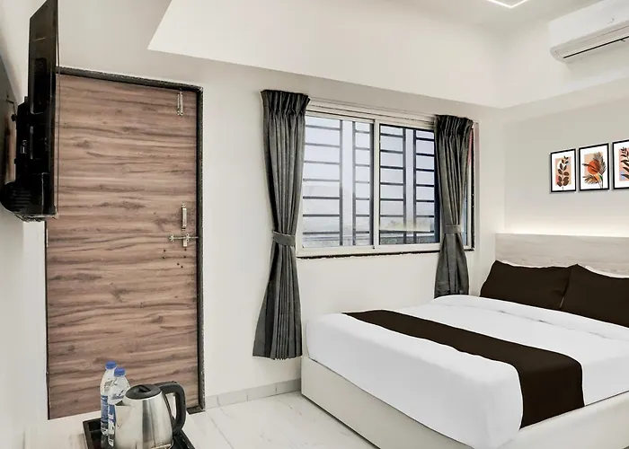 Hotel O D Town Lodging