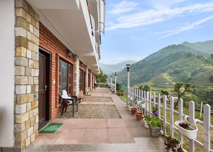 Hotel Sun Village By Palm Aryan