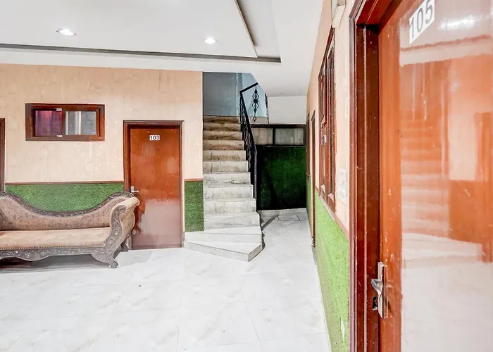 Hotel O A - One Guest House