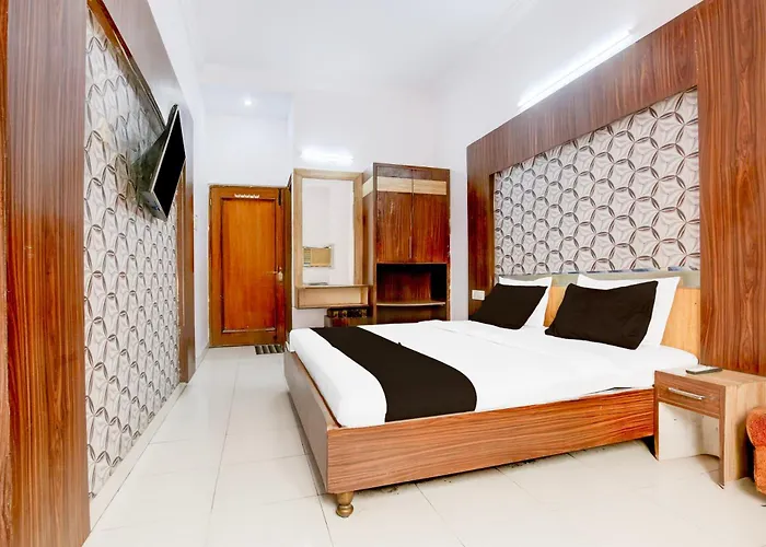 Hotel O Aaditya Heights