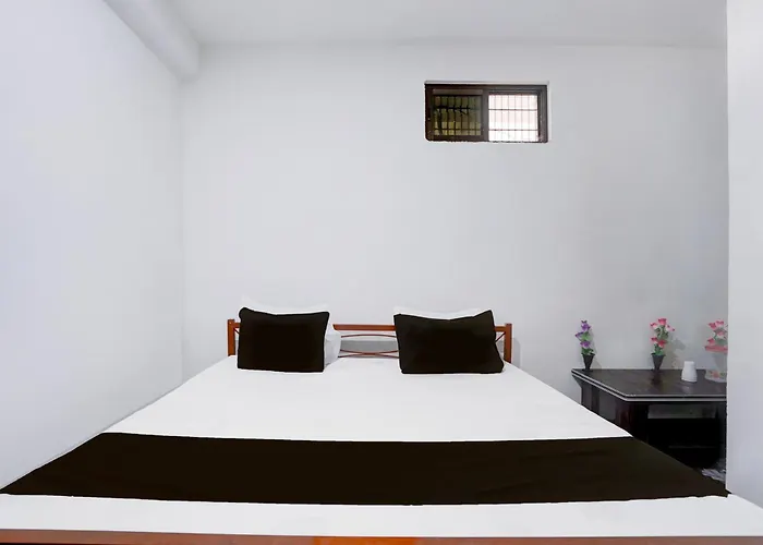 Spot On By Oyo Romance Hotel And Restaurant