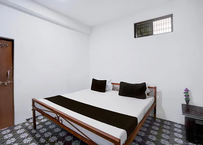 Spot On By Oyo Romance Hotel And Restaurant
