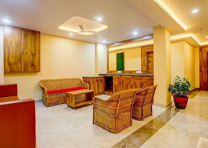 Super Townhouse Oak Dhanbad Central Near Golf Ground