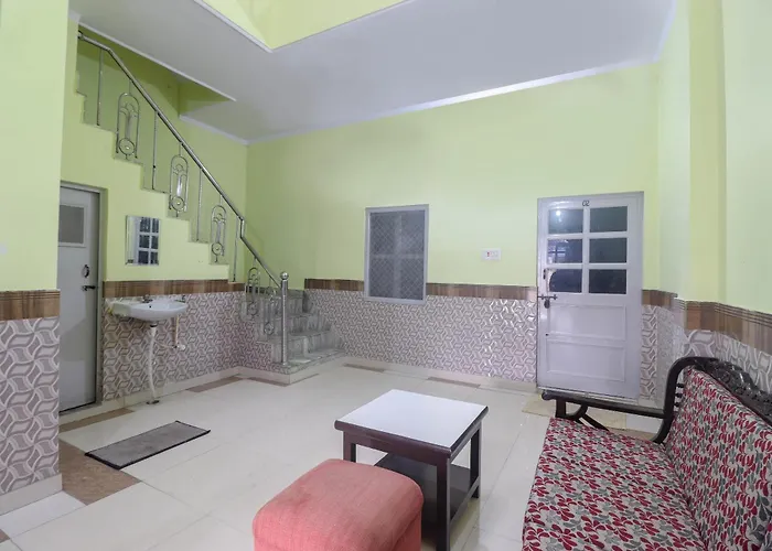 Hotel O Santoshi Guest House