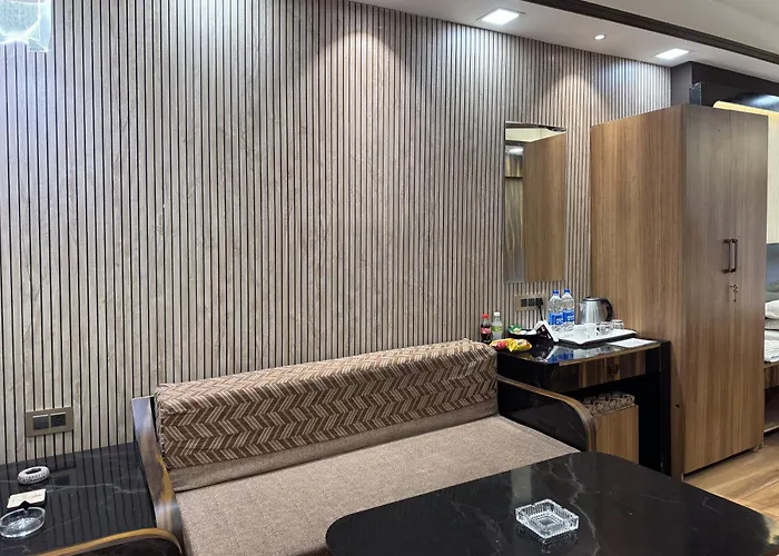 Ostro Inn Studio Apartment