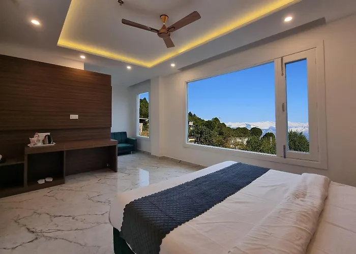 Hotel Luxe Vista Dalhousie By Snow Crest
