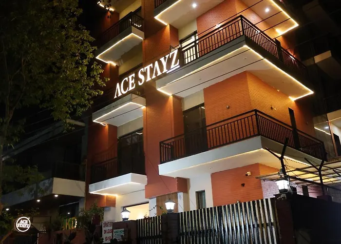 Ace Stayz - Boutique Hotel Near Dlf Mall Sector 45, Noida