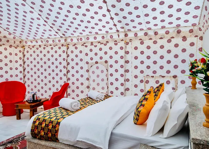 Jaisalmer Sand Dunes Luxury Camp & Resort