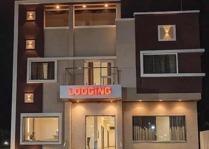 Hotel Abhishek Pride Shani Shinganapur