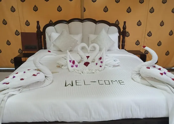 Hotel Anan Palace