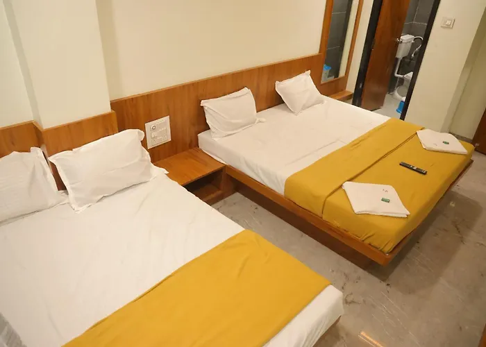 Hotel Sumeet Palace