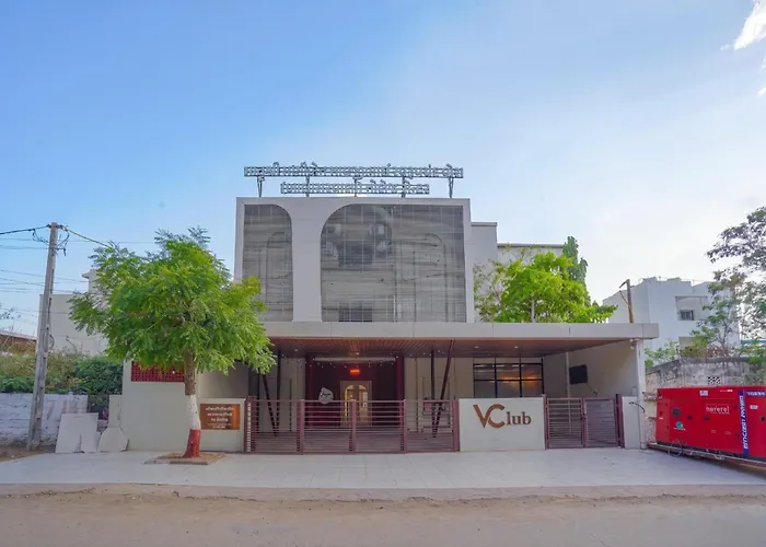 V Club