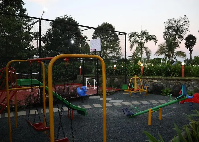 Misty Bean Resort