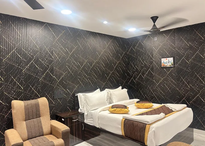 Thamira Residency