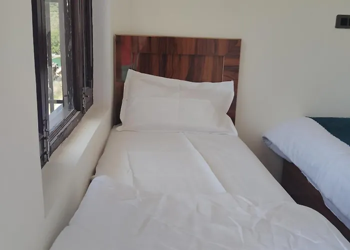 Rishi Vatika Resort
