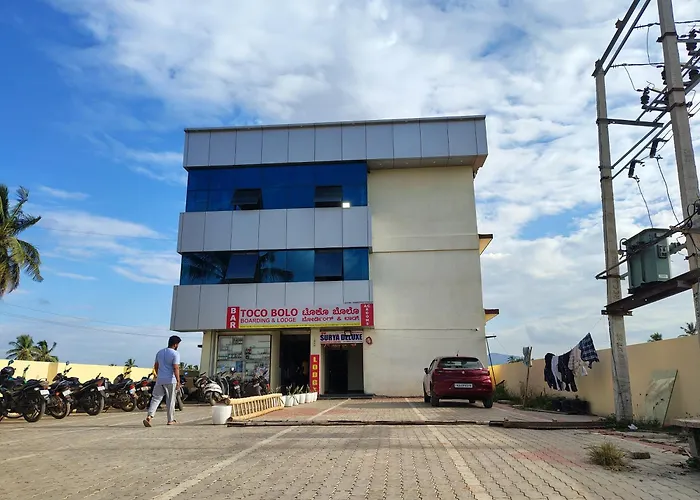 New Surya Deluxe Boarding & Lodging