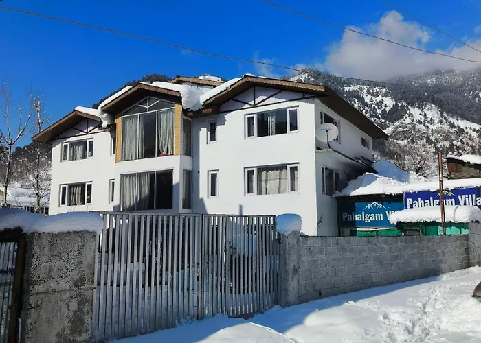 Hotel Pahalgam Villas