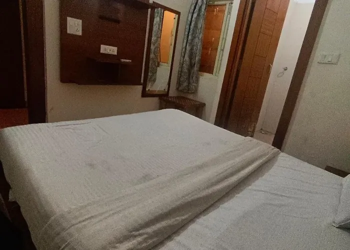Hotel King'S Residency