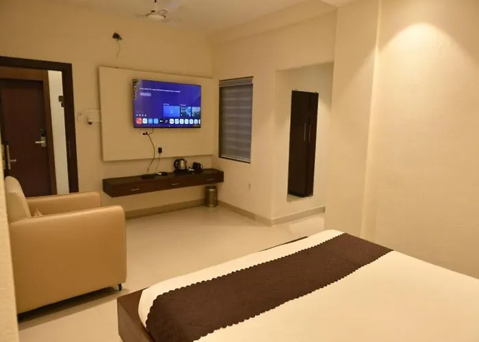 Hotel Abhilasha Premium