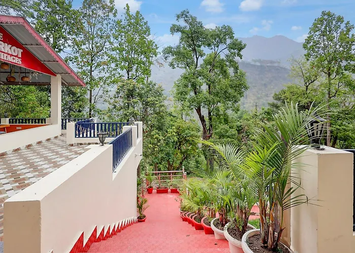 Spot On The Patharkot Cafe & Cottage