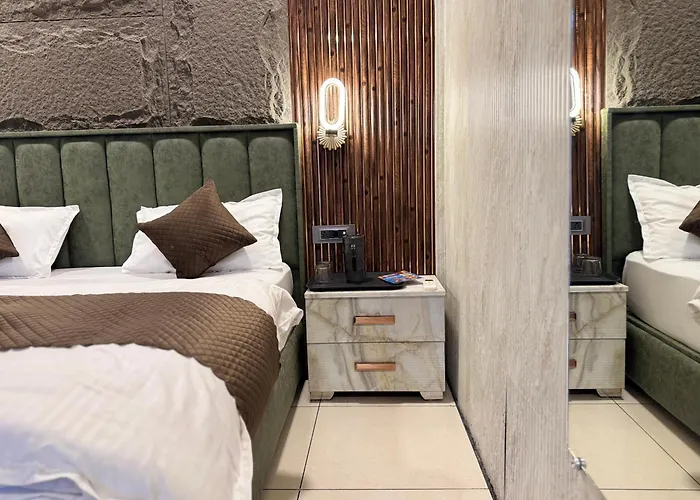 Hotel Maheshwari Tehri