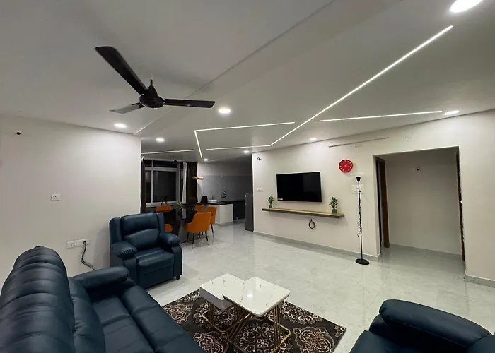 Da Look Sea Beachfront -3 Bedroom Beaview Rushikonda