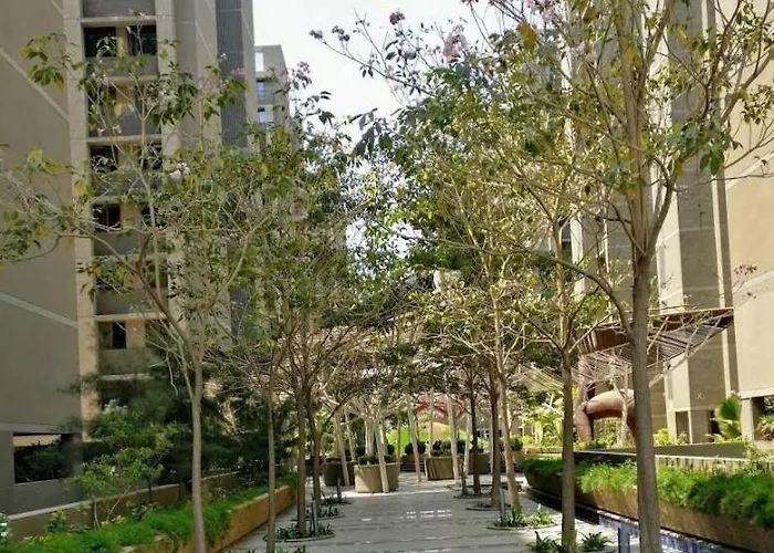 A Cosy 2 Bhk Near Vaishnodevi Circle