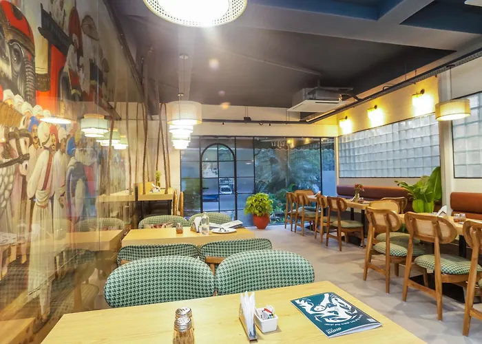 Amber Inn By Orion Hotels New Delhi