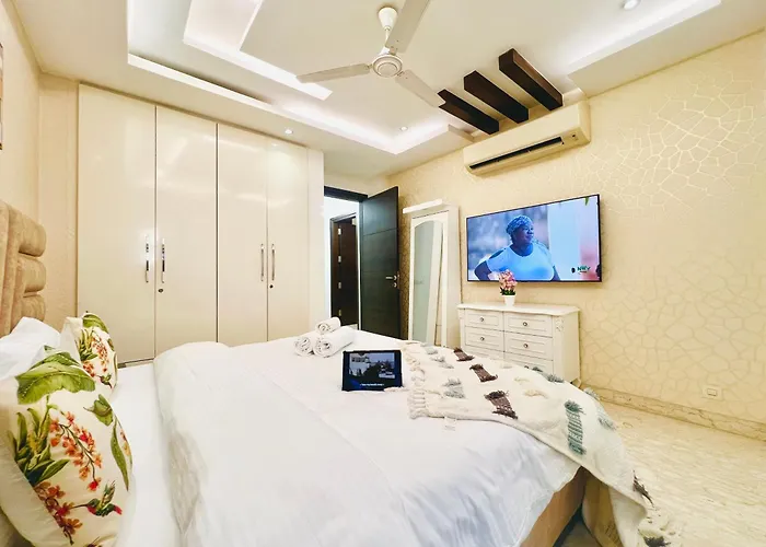 Olive Service Apartments - Greater Kailash