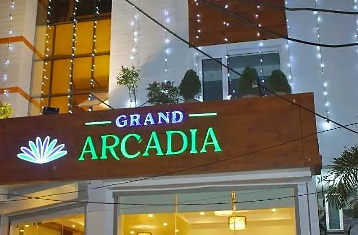 Grand Arcadia