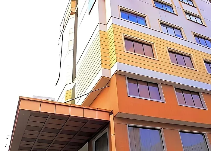 Harrisons Hotel